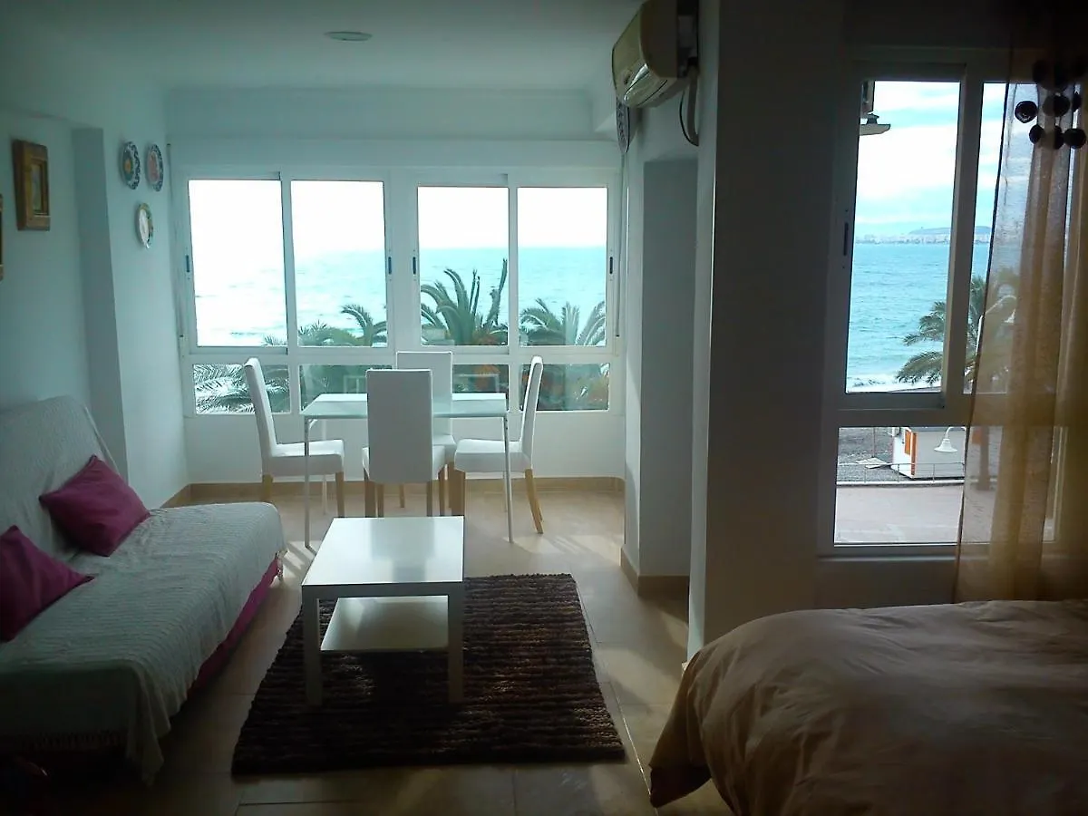 Apartamento Estudio sol y playa Algarrobo Costa España